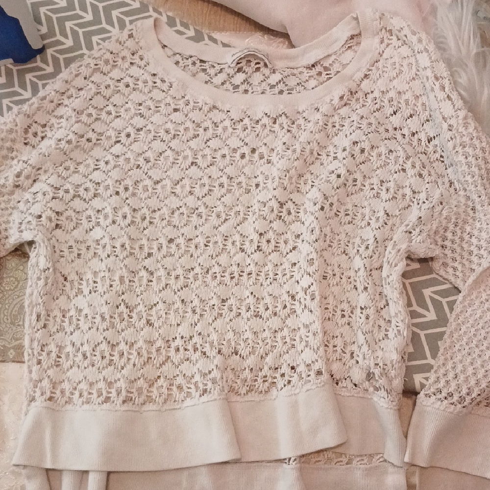 Chic Lace Knit Sweater - Cream